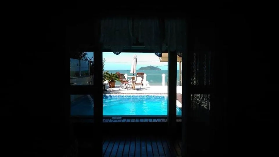 Mansão Ouro Verde Vlc Frente para o Mar com Piscina Piçarras 0*,